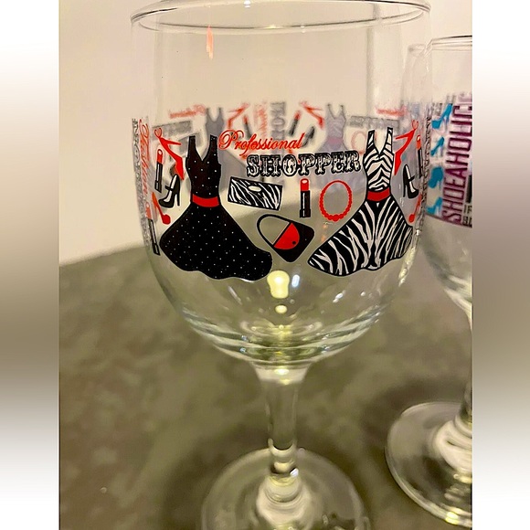 Fashion professional shopper wine glass - Picture 2 of 3